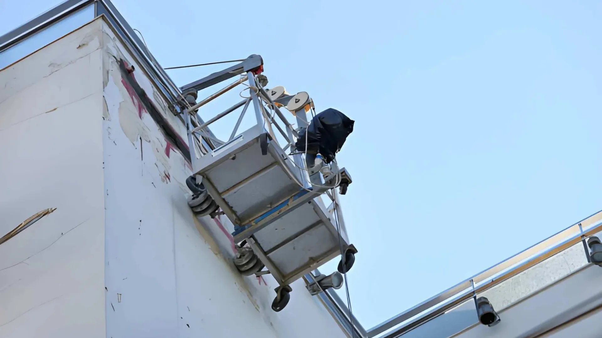 Suspended Scaffolding (1)